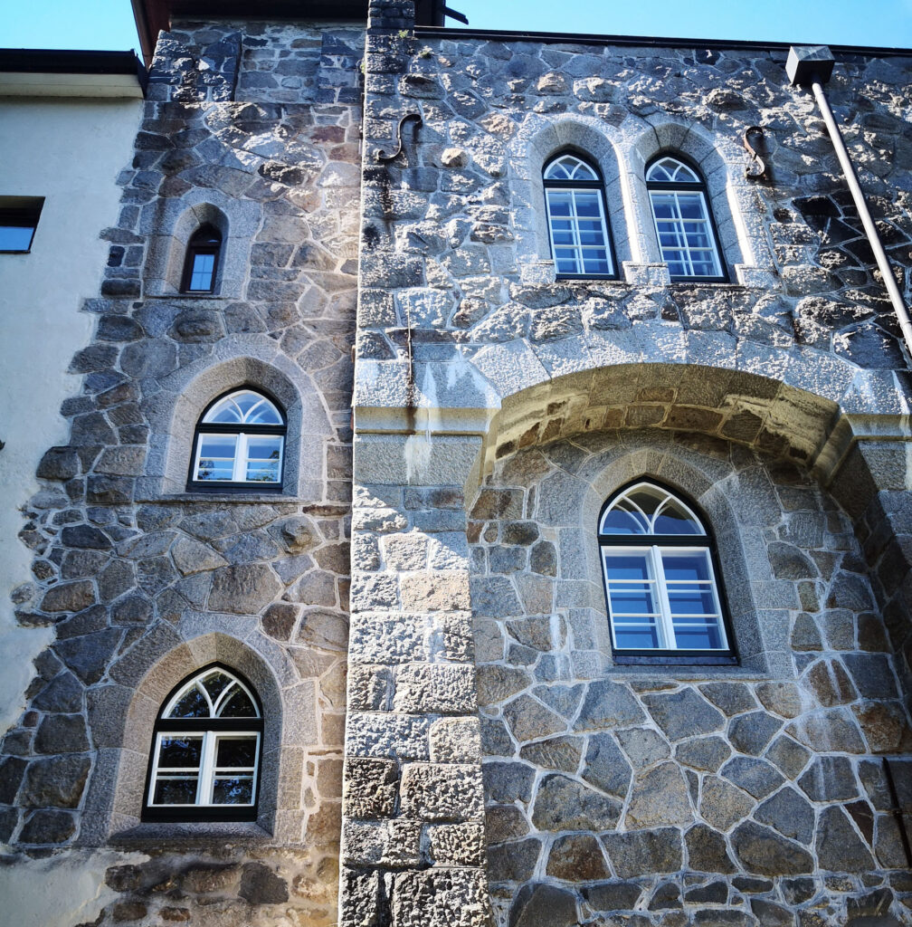 Kastenfenster aus Holz – originalgetreu und traditionell gefertigt